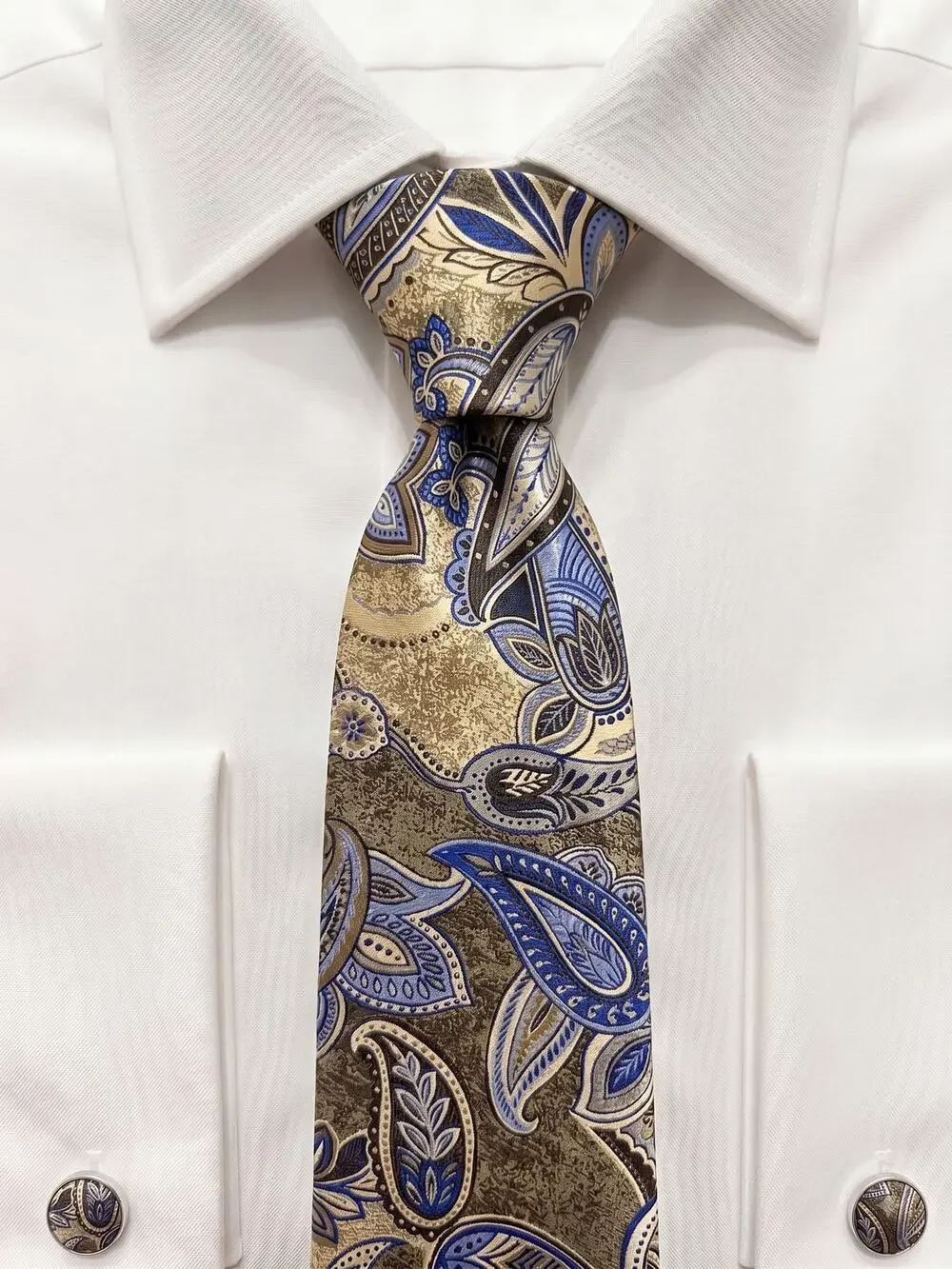 Tommy Bahama Mens Silk Necktie Blue Green Yellow Paisley Pattern 100% Silk